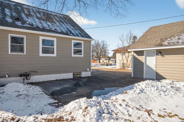 657 79th Avenue NE, Spring Lake Park, MN 55432