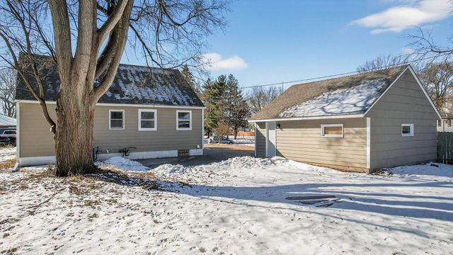657 79th Avenue NE, Spring Lake Park, MN 55432