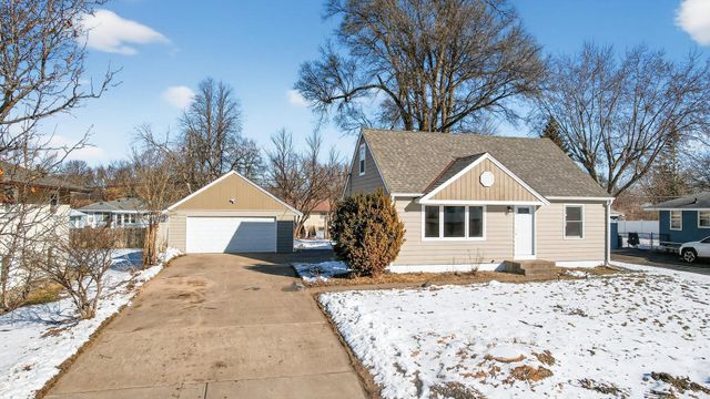 657 79th Avenue NE, Spring Lake Park, MN 55432
