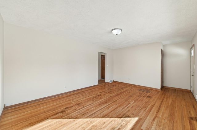 657 79th Avenue NE, Spring Lake Park, MN 55432