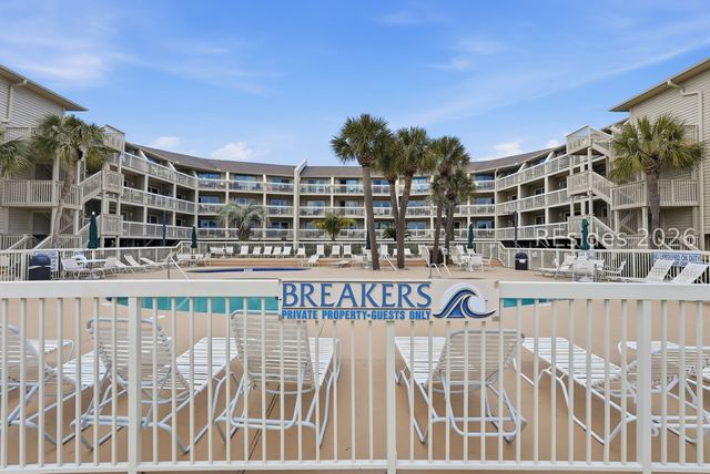 4 N Forest Beach Dr Apt 105, Hilton Head Island, SC 29928