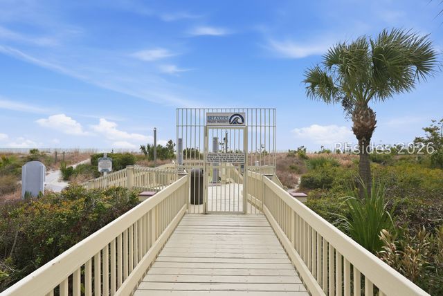 4 N Forest Beach Dr Apt 105, Hilton Head Island, SC 29928
