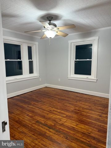 399 SUNSET RD, Reading, PA 19611