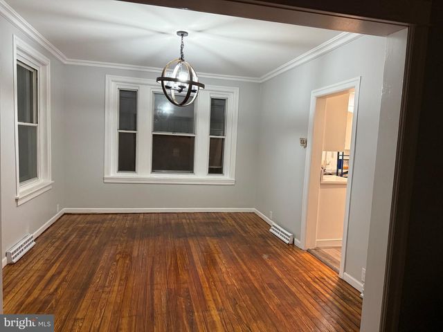 399 SUNSET RD, Reading, PA 19611