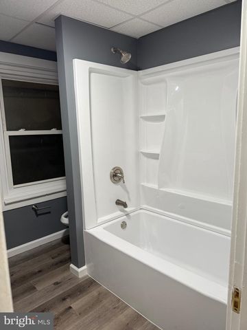 399 SUNSET RD, Reading, PA 19611