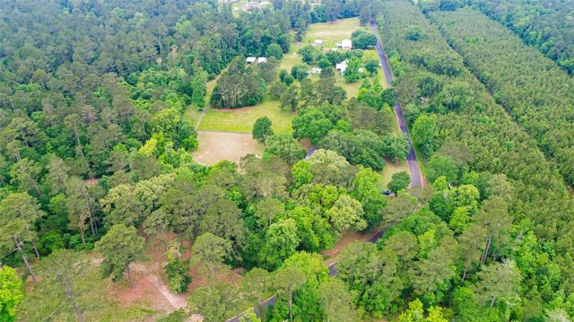 74 Robinson Road, Huntsville, TX 77320
