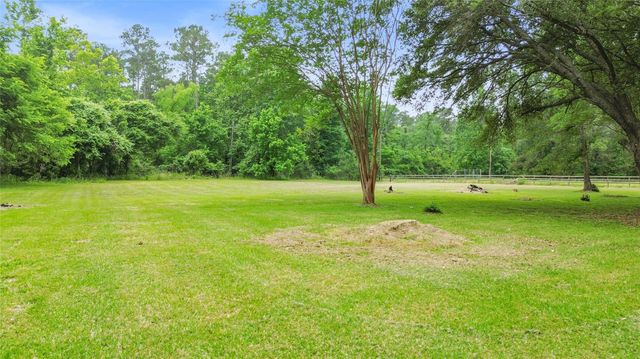 74 Robinson Road, Huntsville, TX 77320