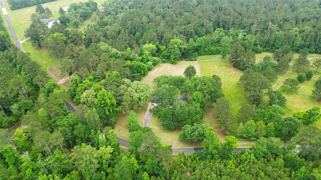 74 Robinson Road, Huntsville, TX 77320