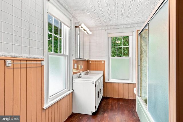 250 NEW ST, Spring City, PA 19475