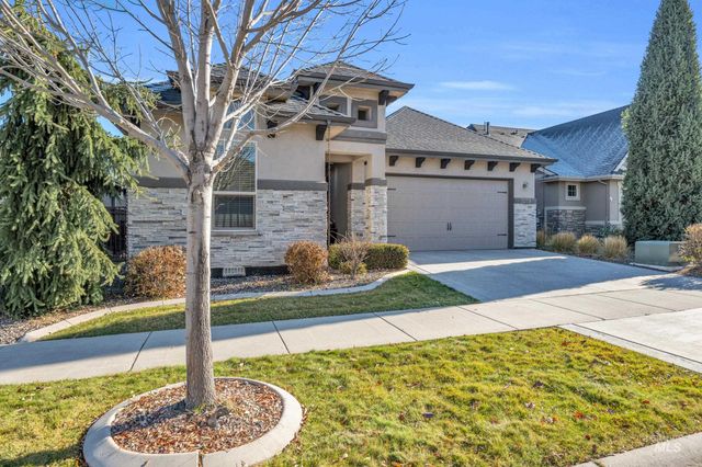 3258 S Arctic Fox Avenue, Eagle, ID 83616