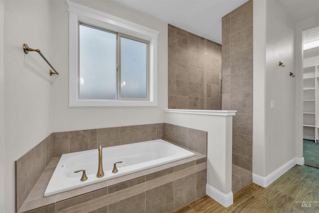 3258 S Arctic Fox Avenue, Eagle, ID 83616