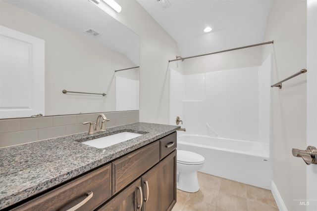 3258 S Arctic Fox Avenue, Eagle, ID 83616