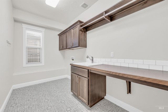 3258 S Arctic Fox Avenue, Eagle, ID 83616