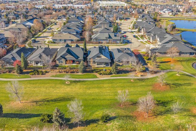 3258 S Arctic Fox Avenue, Eagle, ID 83616