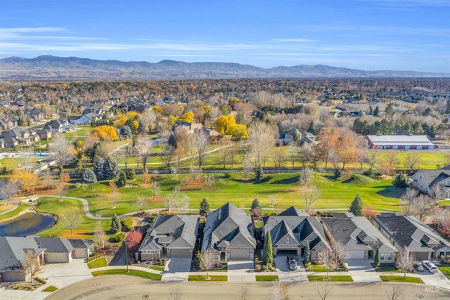 3258 S Arctic Fox Avenue, Eagle, ID 83616