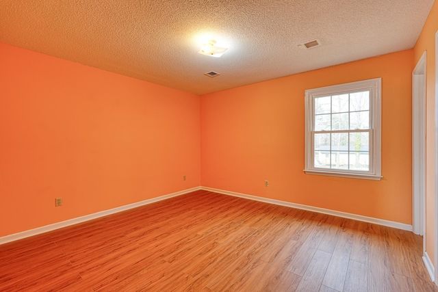 2560 W Croft Circle, Spartanburg, SC 29302