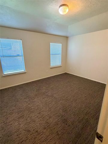 8943 Farm Ridge Lane, Humble, TX 77338