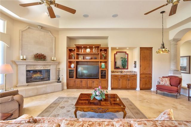 38385 Rock Creek, Temecula, CA 92592