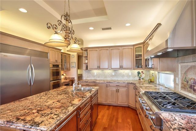 38385 Rock Creek, Temecula, CA 92592