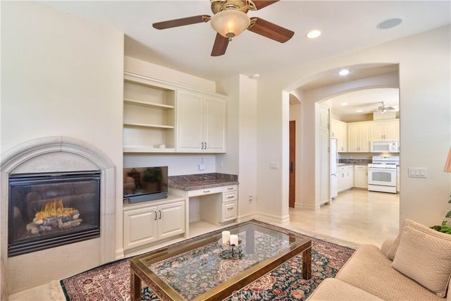 38385 Rock Creek, Temecula, CA 92592