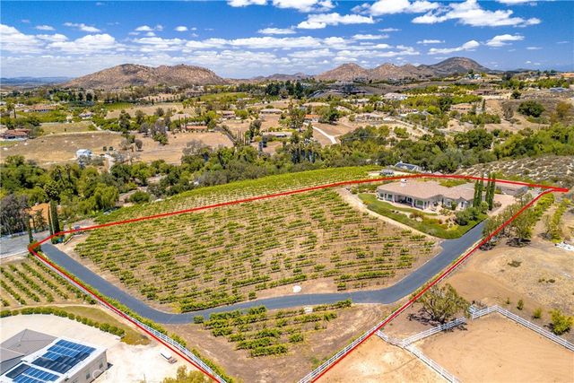 38385 Rock Creek, Temecula, CA 92592
