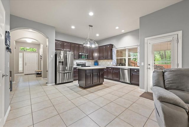 8694 Mallard Lane, Edmond, OK 73034
