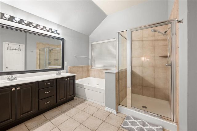 8694 Mallard Lane, Edmond, OK 73034