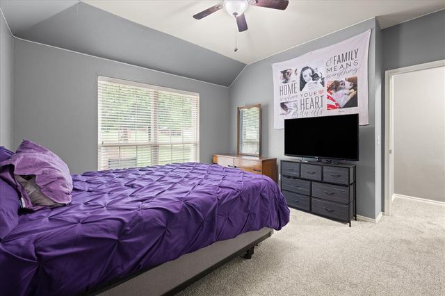 8694 Mallard Lane, Edmond, OK 73034