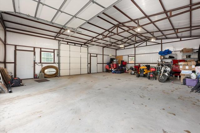 8694 Mallard Lane, Edmond, OK 73034