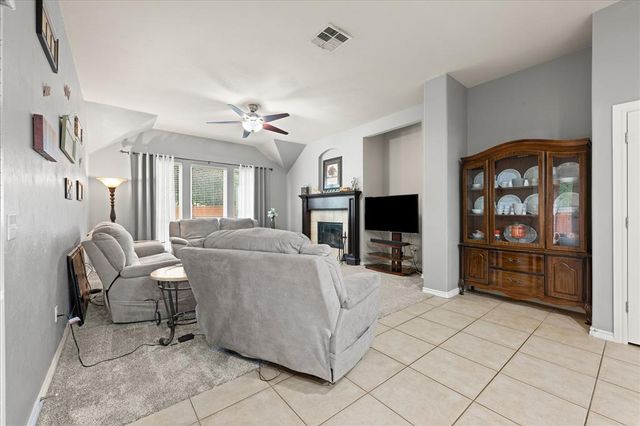 8694 Mallard Lane, Edmond, OK 73034