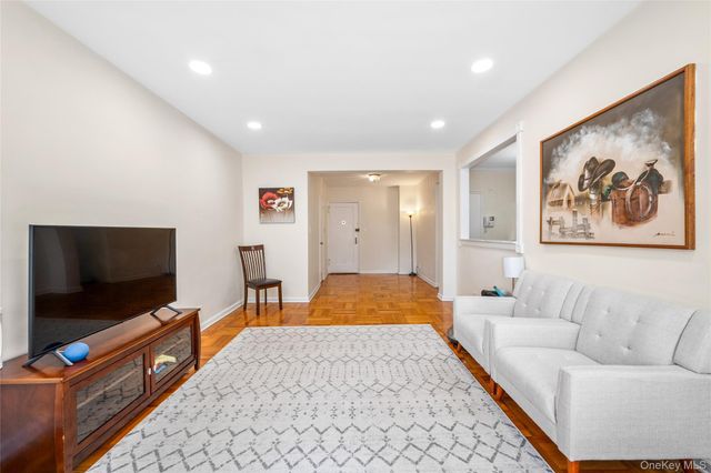 620 west 239th Unit 4A, Bronx, NY 10463