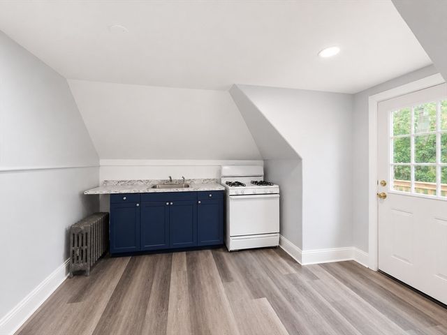 12 Homestead 3, Boston, MA 02121