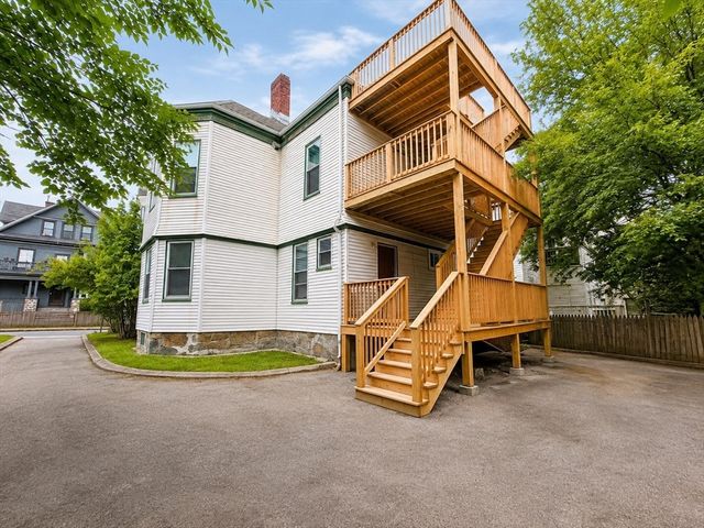 12 Homestead 3, Boston, MA 02121