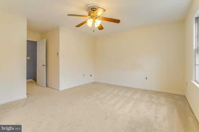 8003 BETHELEN WOODS LN, Springfield, VA 22153