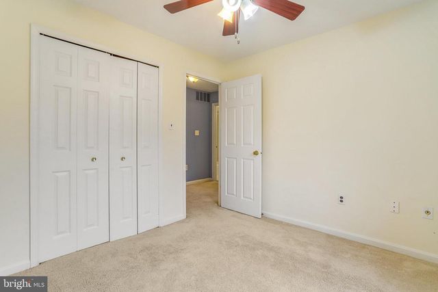 8003 BETHELEN WOODS LN, Springfield, VA 22153