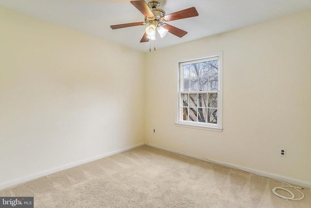 8003 BETHELEN WOODS LN, Springfield, VA 22153