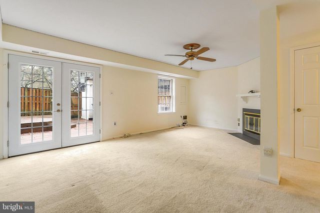 8003 BETHELEN WOODS LN, Springfield, VA 22153