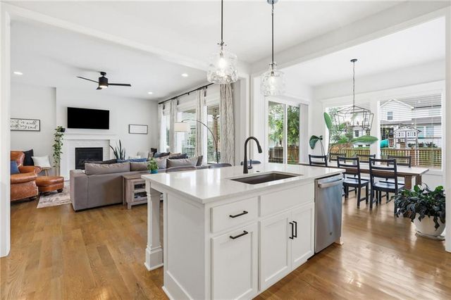 23520 W 90th Street, Lenexa, KS 66227