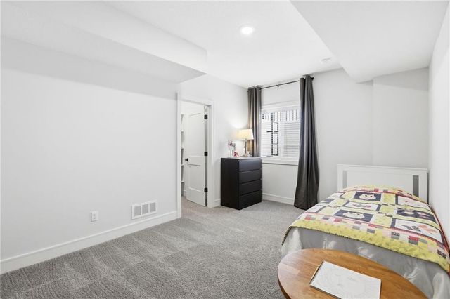 23520 W 90th Street, Lenexa, KS 66227