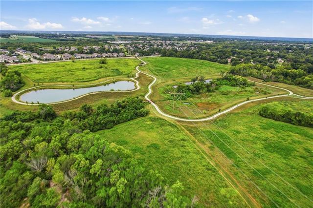 23520 W 90th Street, Lenexa, KS 66227