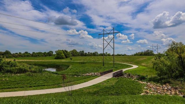 23520 W 90th Street, Lenexa, KS 66227