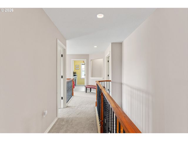 12100 HAZELDELL Ave, Oregon City, OR 97045