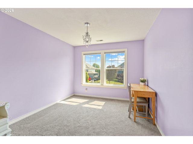 12100 HAZELDELL Ave, Oregon City, OR 97045