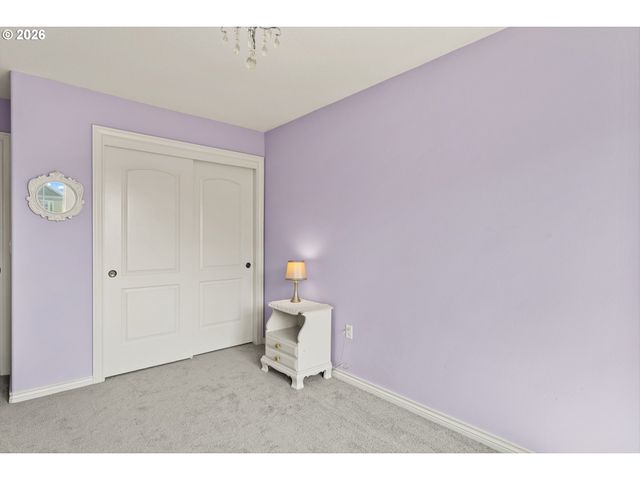 12100 HAZELDELL Ave, Oregon City, OR 97045