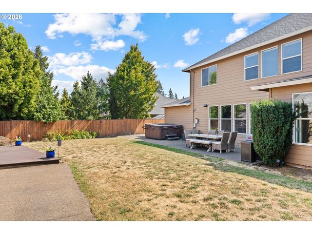 12100 HAZELDELL Ave, Oregon City, OR 97045