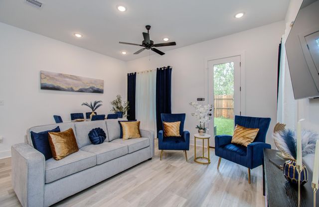 1616 Benson Street, Houston, TX 77020