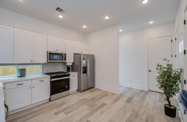 1616 Benson Street, Houston, TX 77020