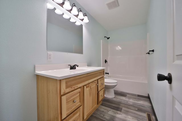 402 Norway Court, Staples, MN 56479