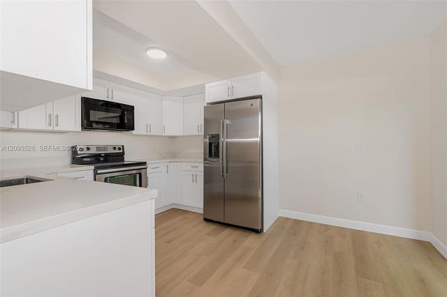 11125 SW 132nd Court 9-2, Miami, FL 33186