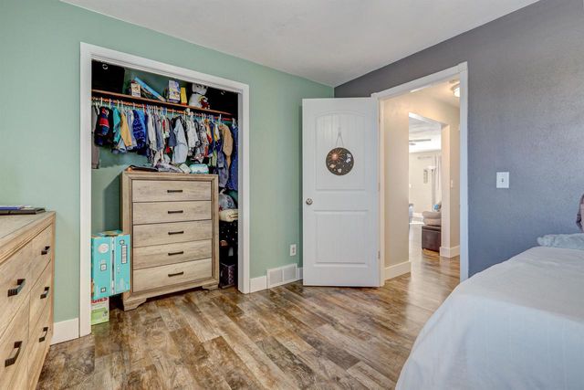 400 FRANCES STREET, Kaukauna, WI 54130